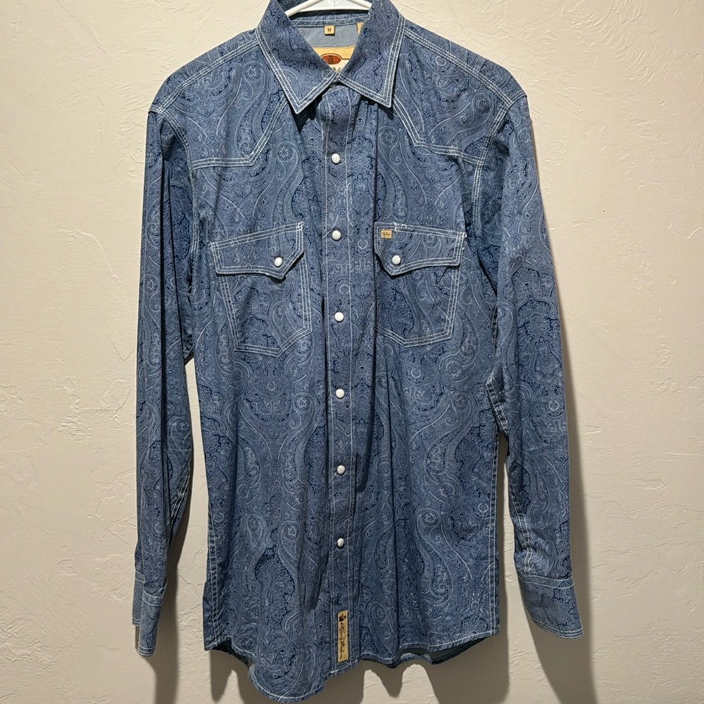 Men’s Larry Mahan pearl snap shirt, brand new condition